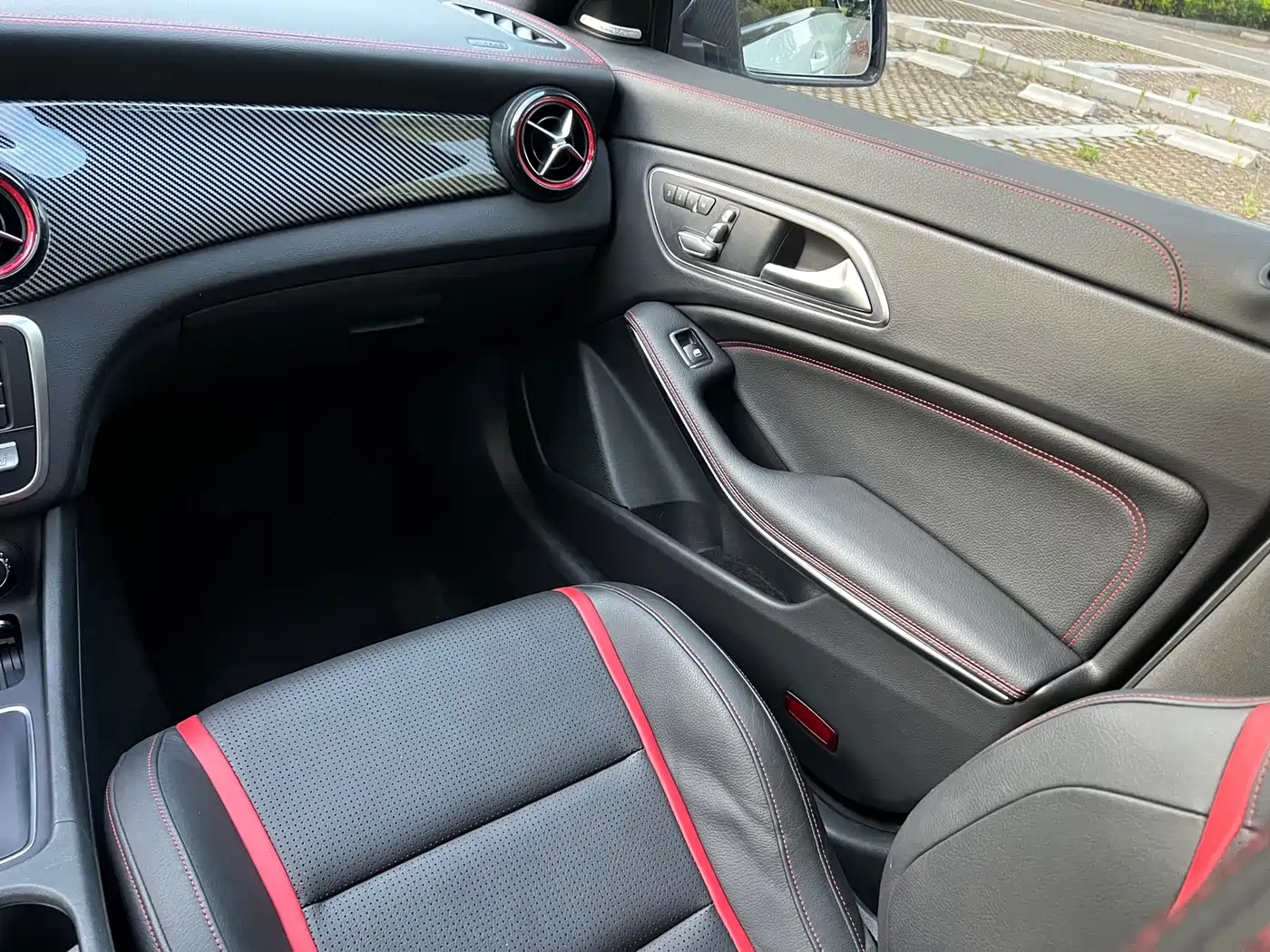 Mercedes-Benz CLA AMG 2017 AMG CLA 45 4MATIC фото 14