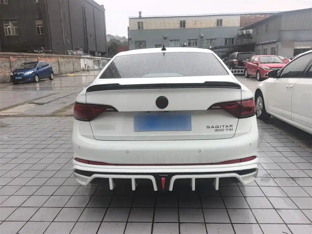 Volkswagen Sagitar 2023 300TSI DSG Surpassing Edition фото 6