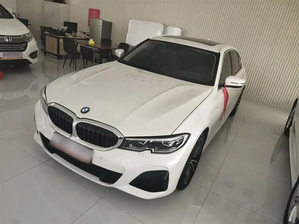 BMW 3-SERIES