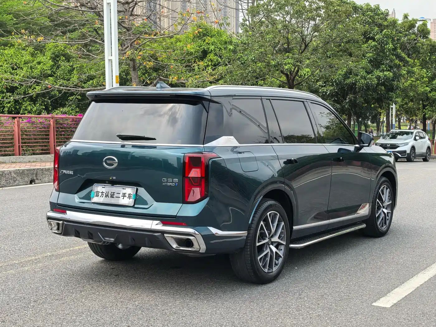 GAC Trumpchi Trumpchi GS8 2022 Dual Engine Series 2.0TM 2WD Premium Edition (7-Seater) фото 10