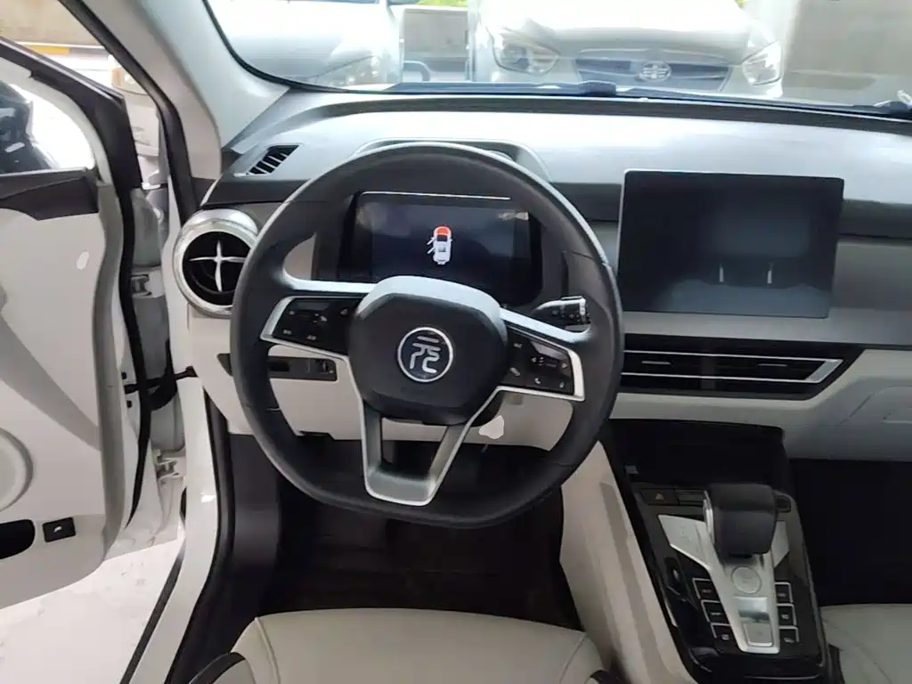 BYD Yuan Pro 2022 2021 401KM Luxury Model