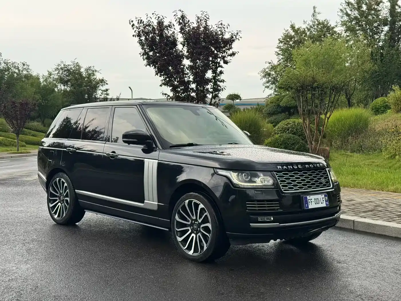 Фото 2 - Land Rover Range Rover