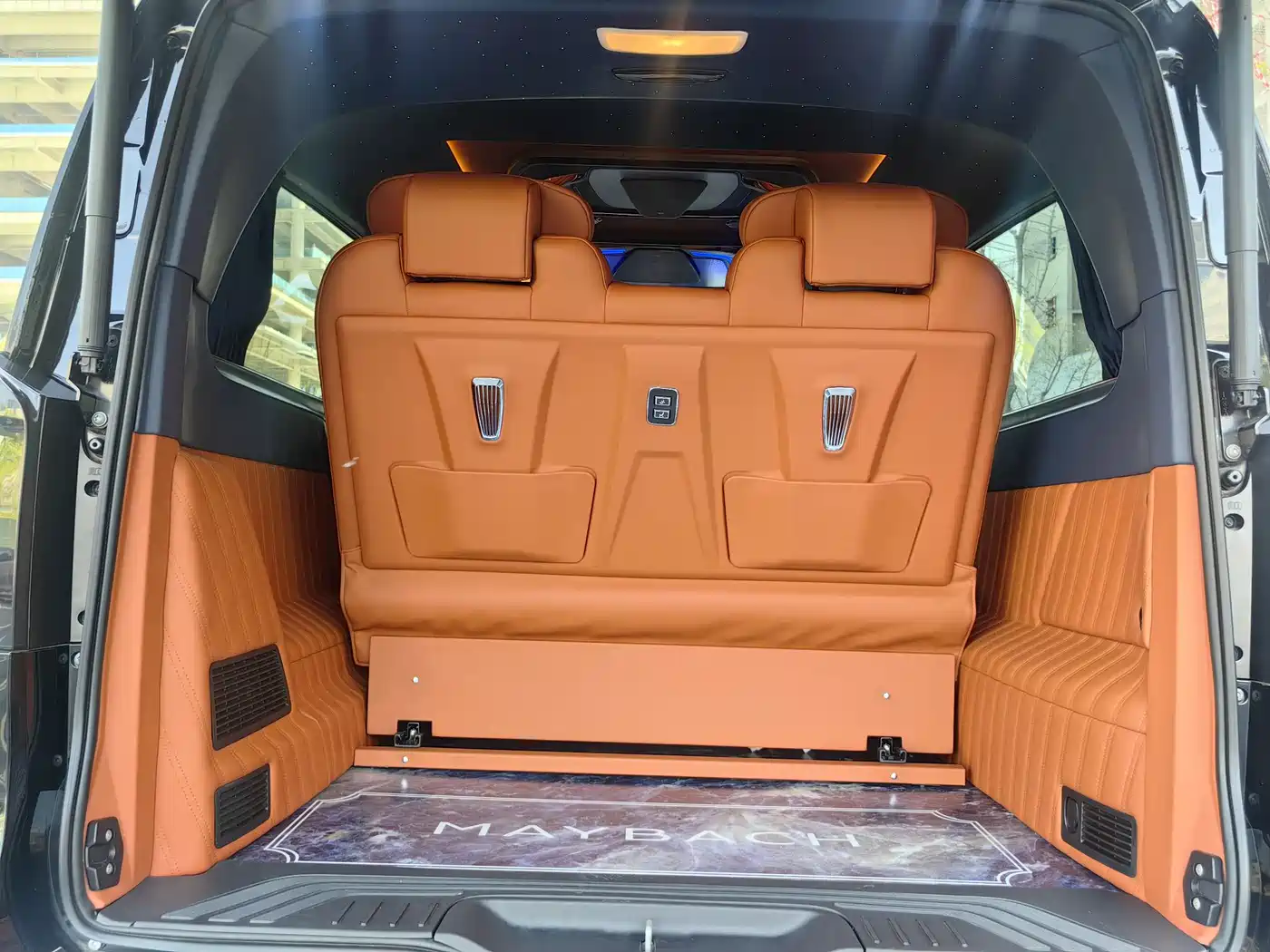 Mercedes-Benz Vito 2023 2.0T Elite 7-Seater фото 25