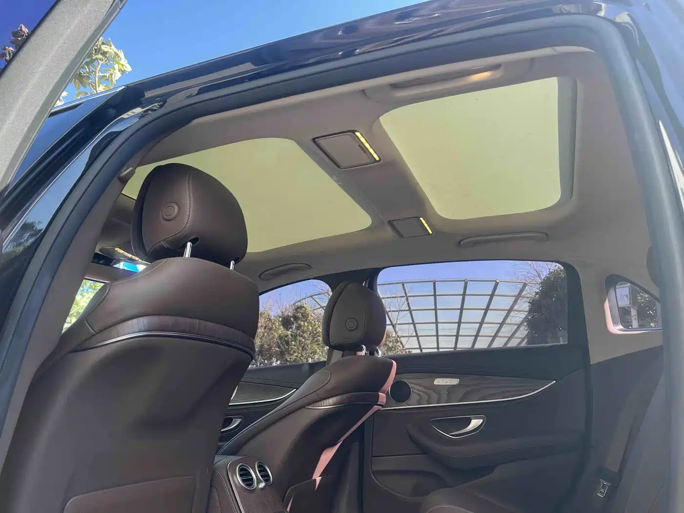Mercedes-Benz E-Class 2023 E 300 L Fashion фото 13