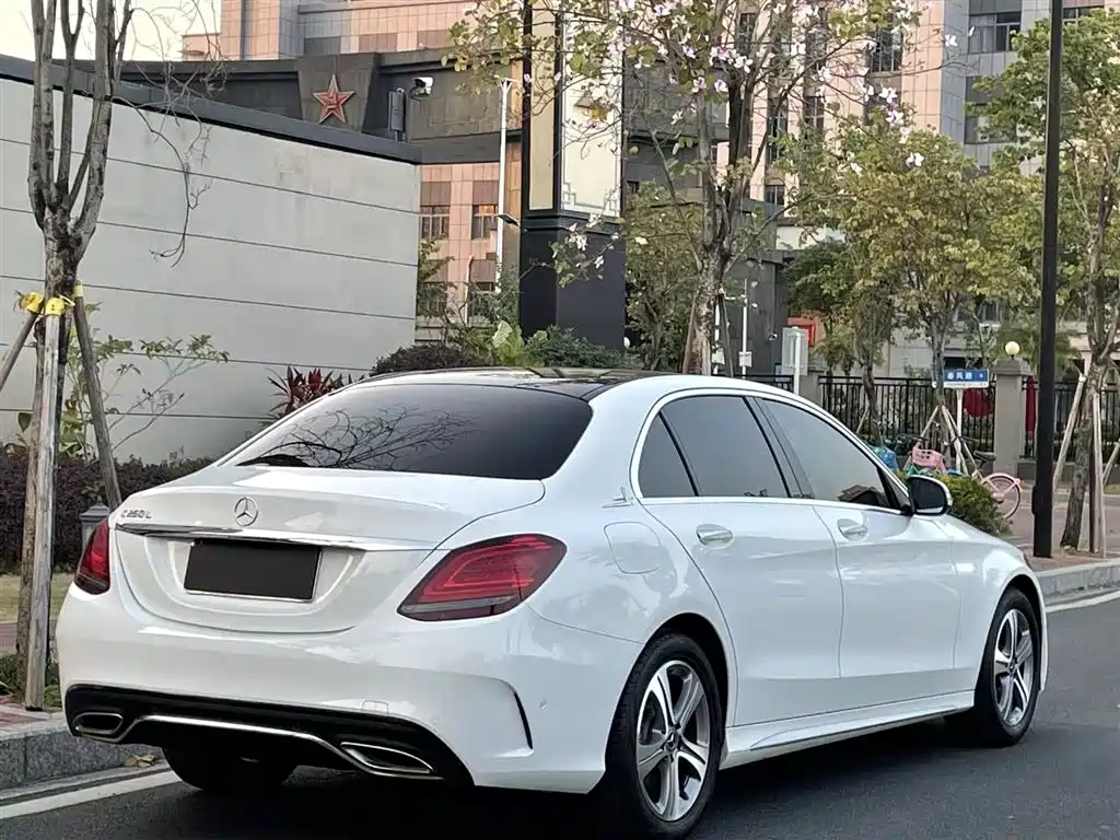 Mercedes-Benz C-Class 2019 C 260 L Sport фото 24