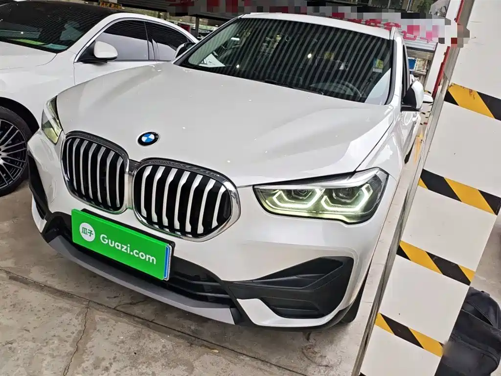 BMW X1 2021 sDrive25Li Leading