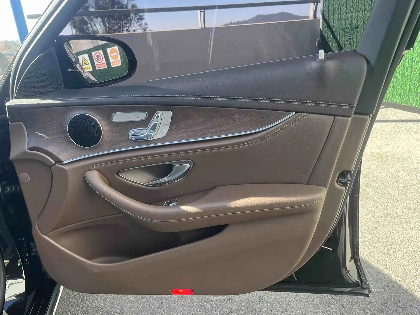 Mercedes-Benz E-Class 2023 E 300 L Fashion фото 20