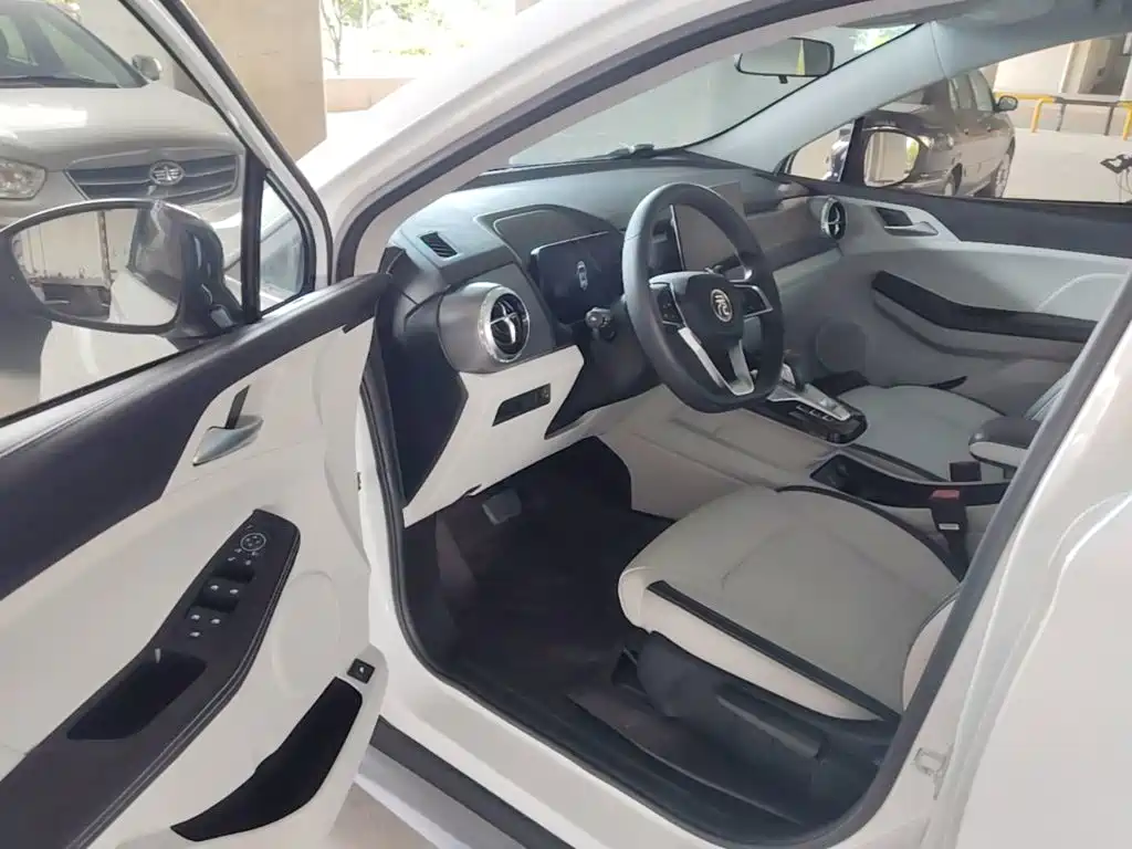 BYD Yuan Pro 2022 2021 401KM Luxury Model