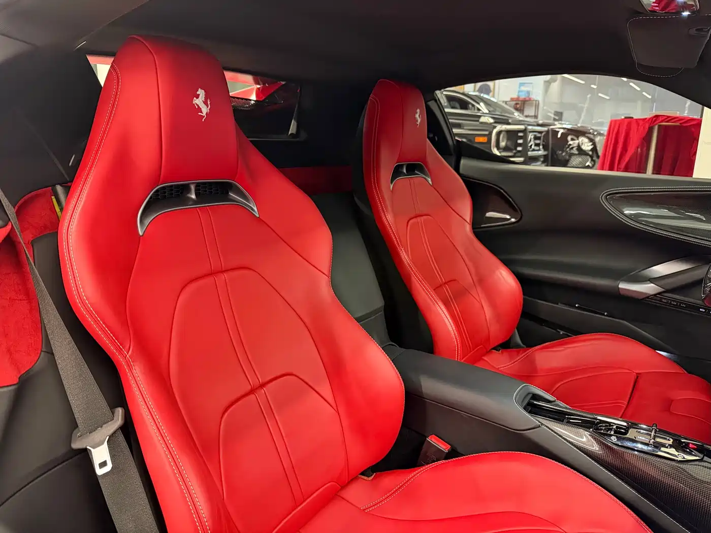FERRARI SF90