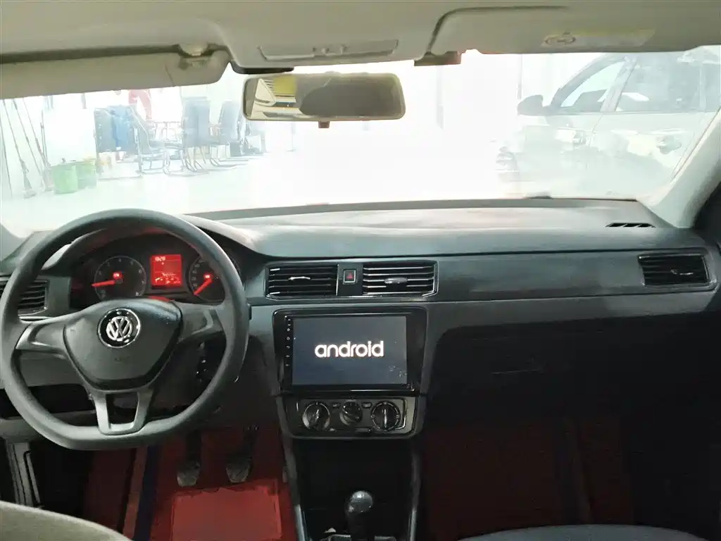 Volkswagen Santana 2016 1.6L Manual Trend Edition фото 12