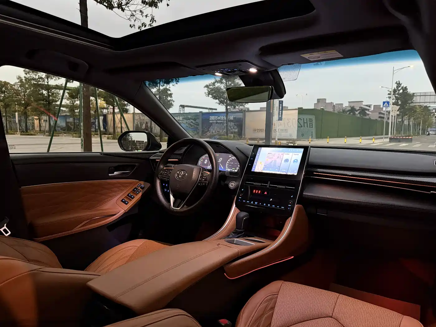 Toyota Avalon 2022 Hybrid 2.5L XLE Premium Edition фото 9