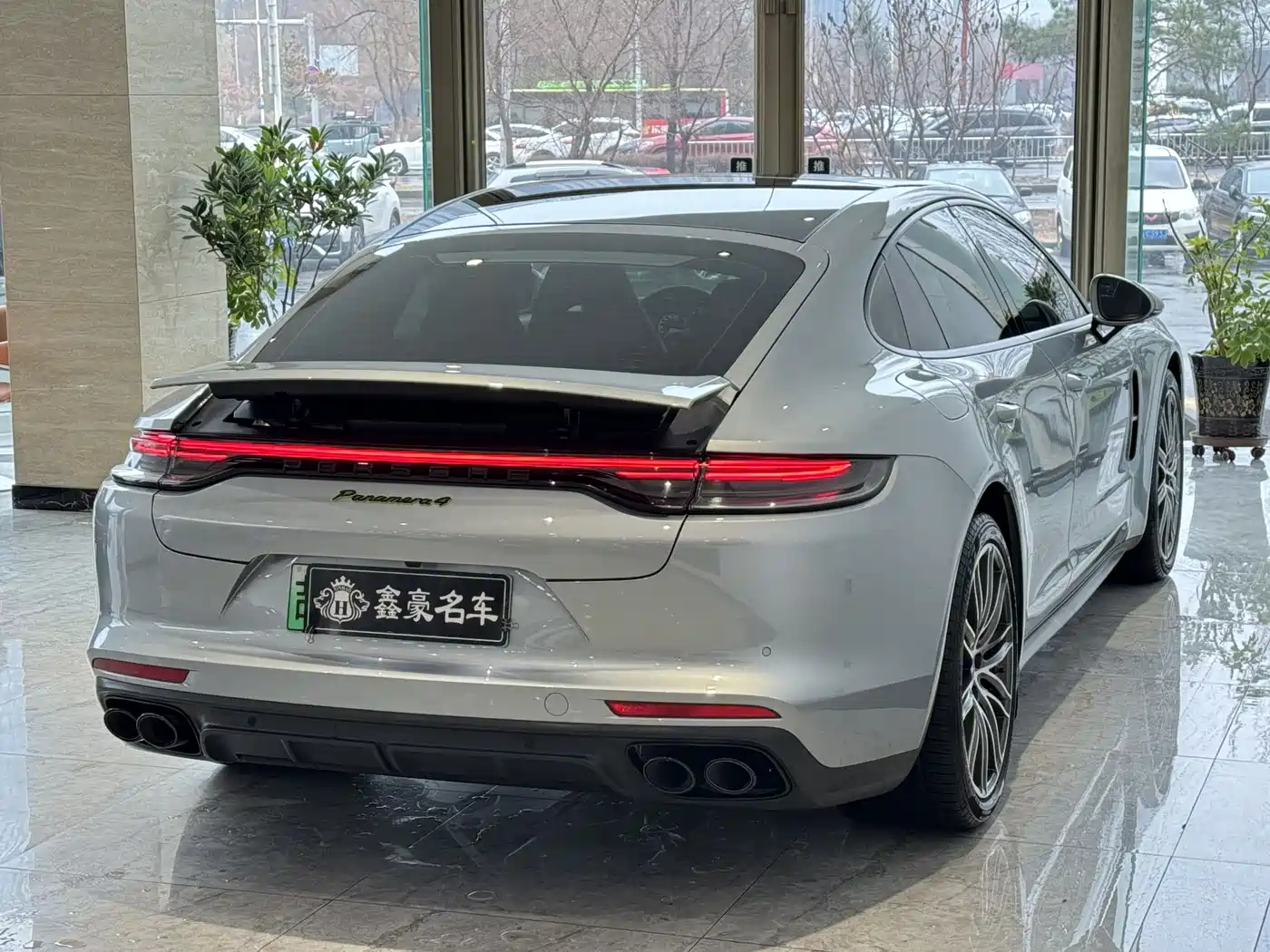 Porsche Panamera New Energy 2021 Panamera 4 E-Hybrid 2.9T фото 24