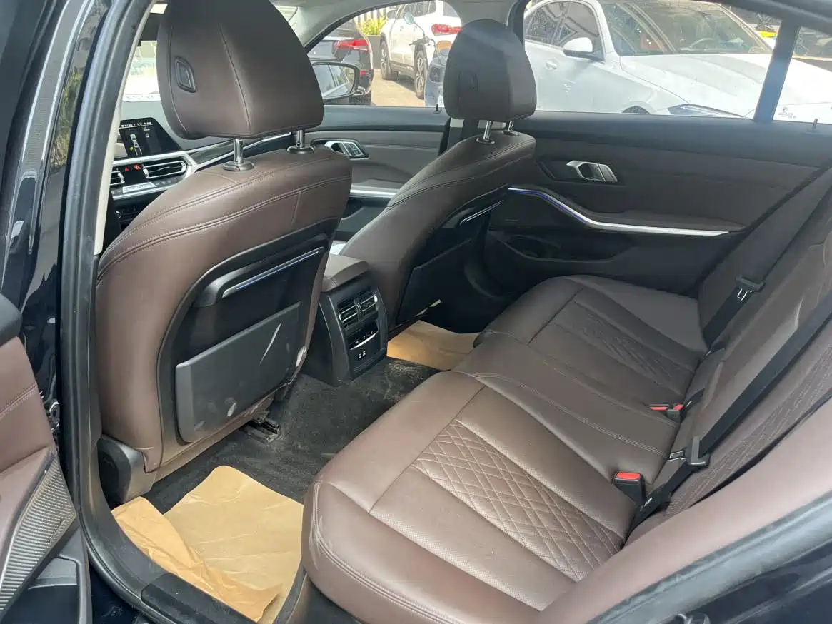 Фото 5 - BMW 3 Series