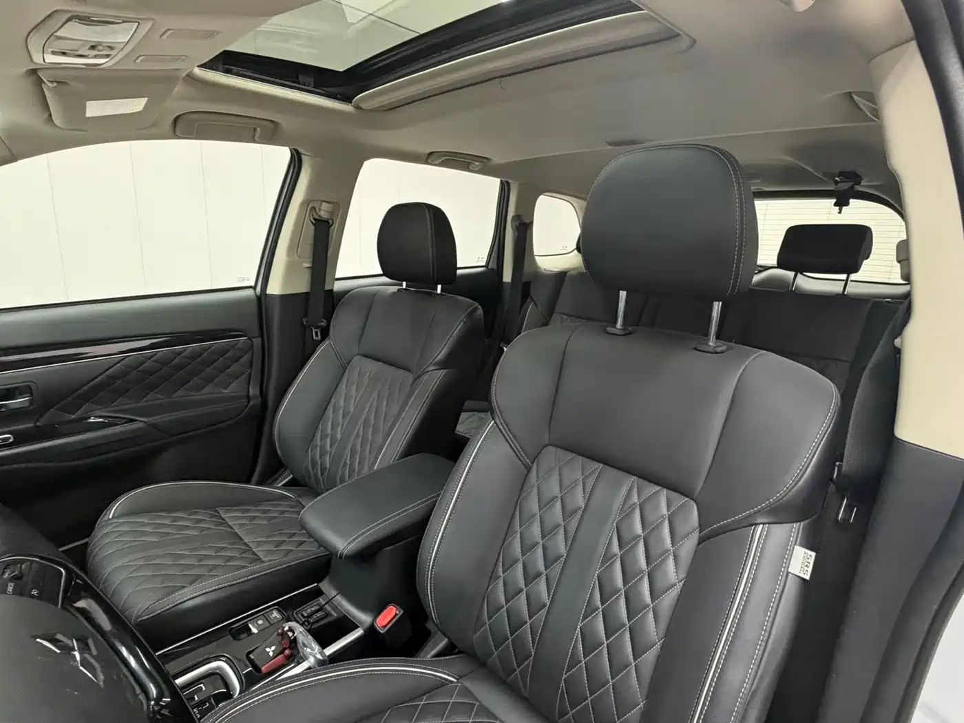 Mitsubishi Outlander 2022 2021 2.0L FWD Comfort Edition 5-seater