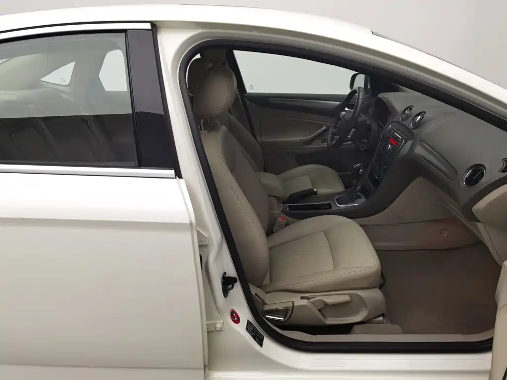 Ford Mondeo Zhisheng 2013 2011 2.3L Fashion