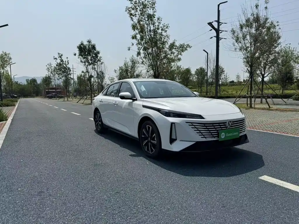 Changan Eado 2026 2025 Blue Whale 1.5T 500Bar Premium