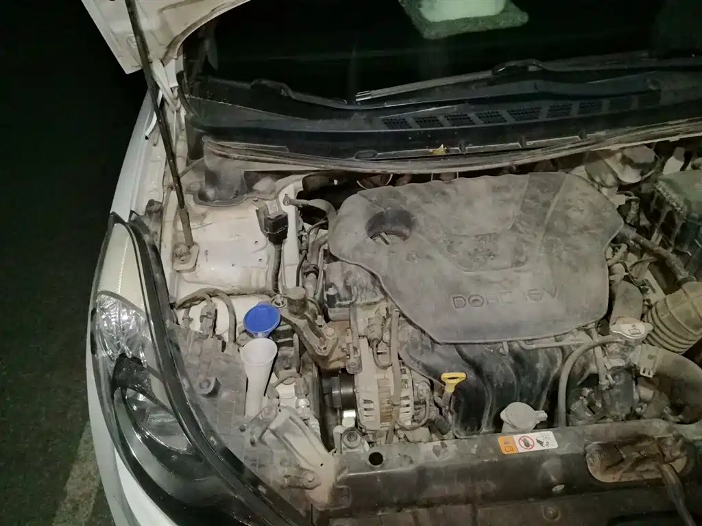 Hyundai Langdong 2013 1.6L Automatic Premium фото 21
