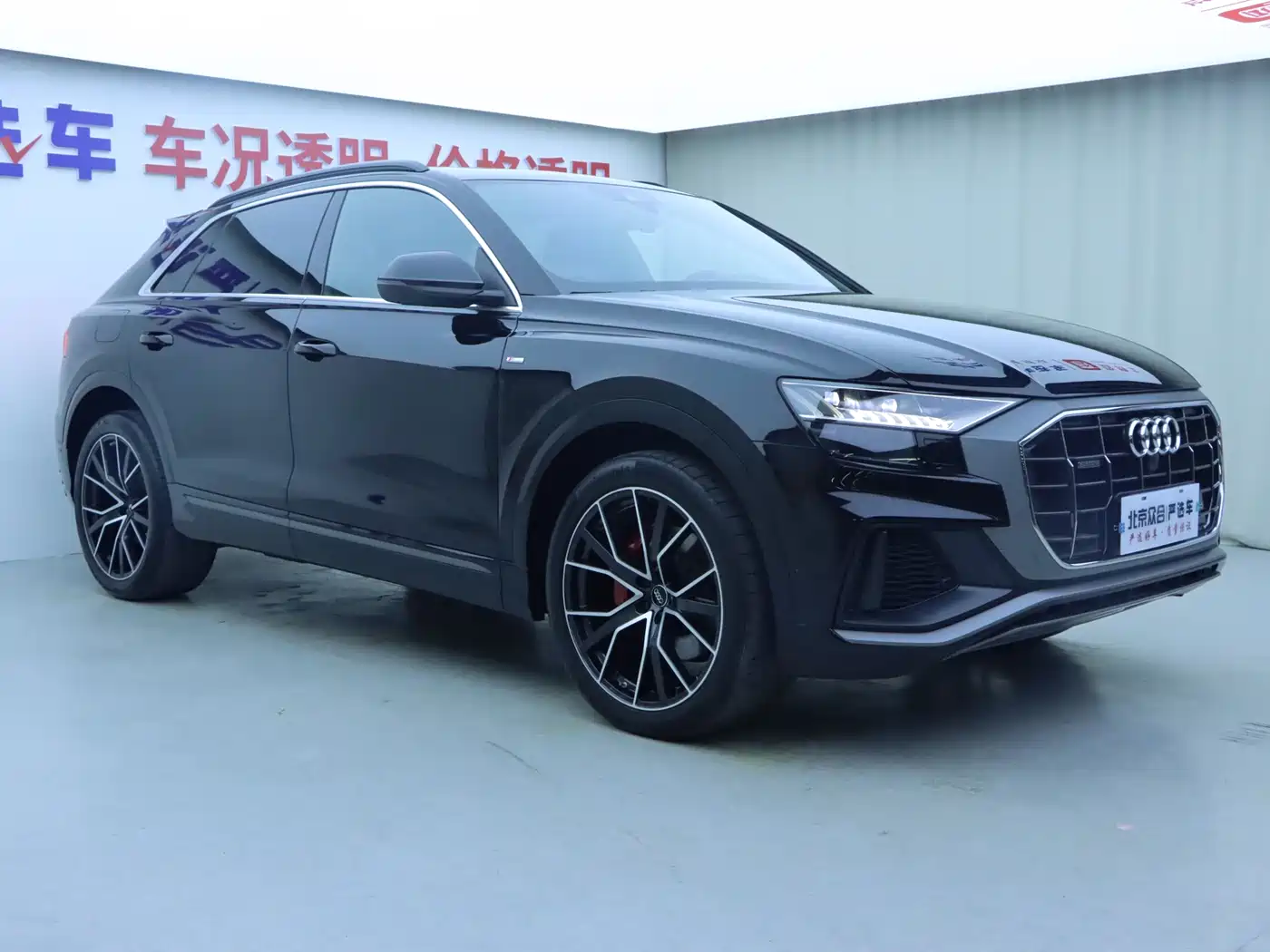 Audi Q8 2019 Model 55 TFSI Premium Dynamic фото 2