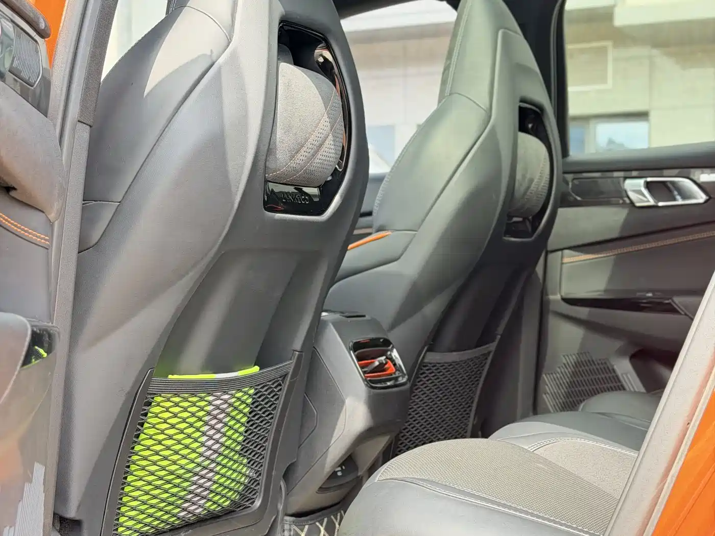 Lynk & Co 02 Hatchback 2021 2.0TD Halo Driving Control Package Edition фото 12