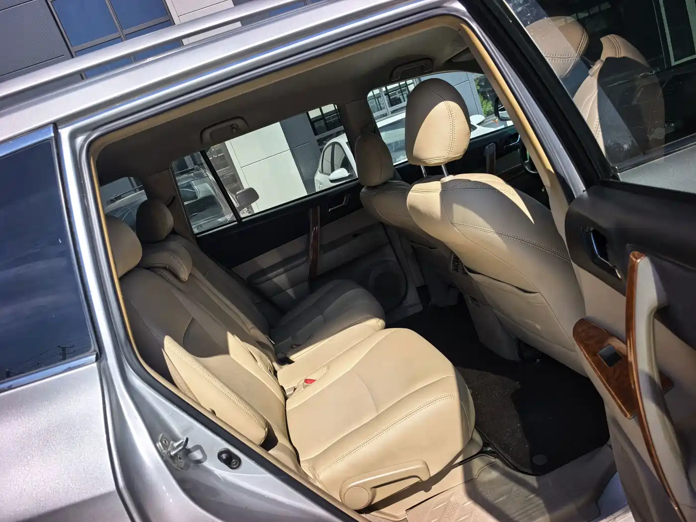 Toyota Highlander 2010 2009 2.7L 2WD 5-seater Sport Edition