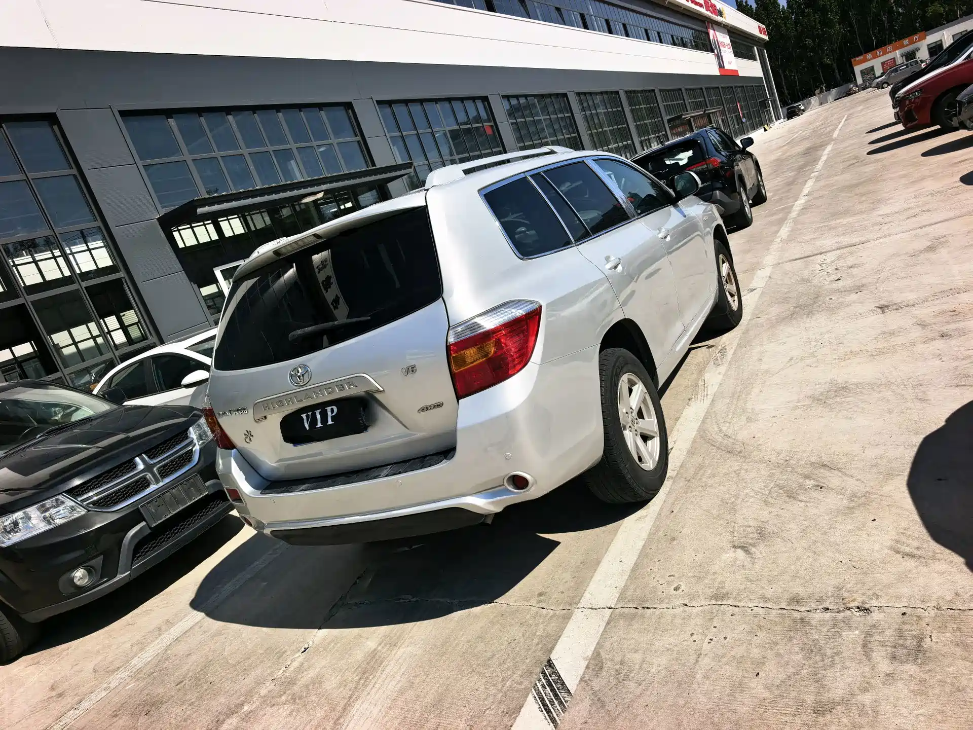 Фото 14 - Toyota Highlander