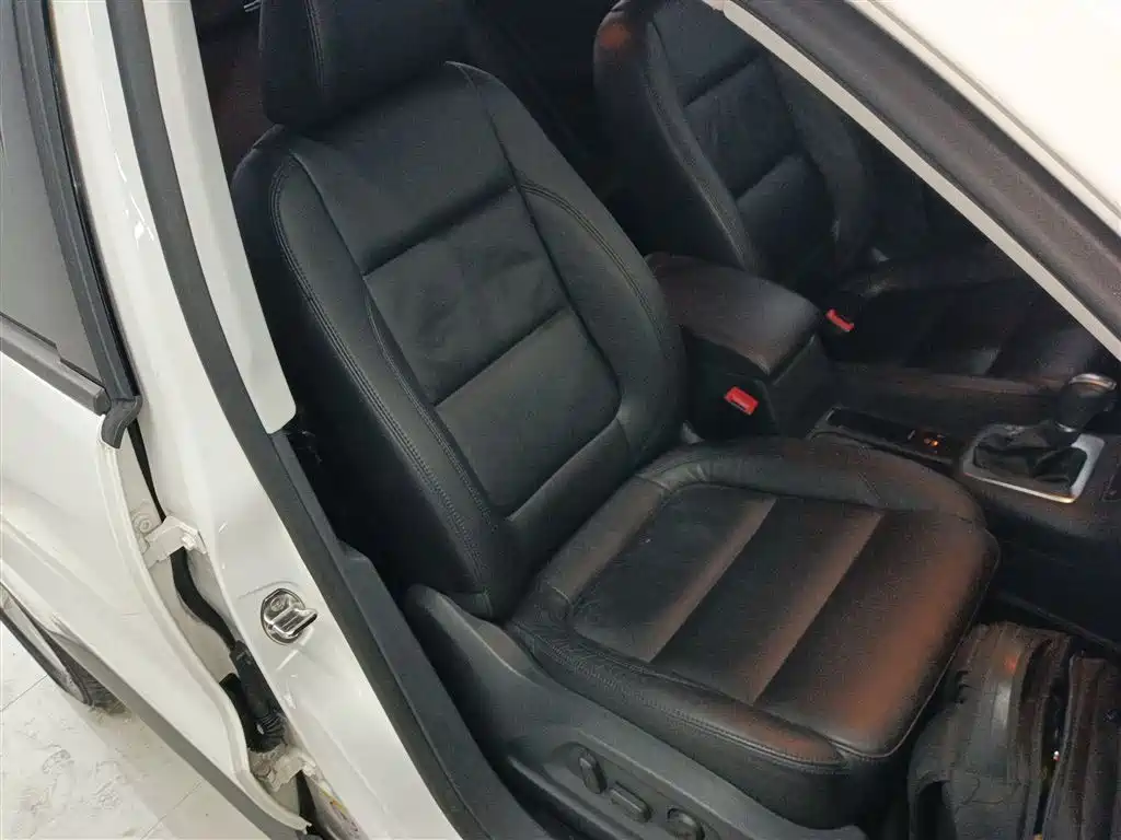 Volkswagen Tiguan 2015 1.8TSI Automatic 2WD Comfortline фото 25