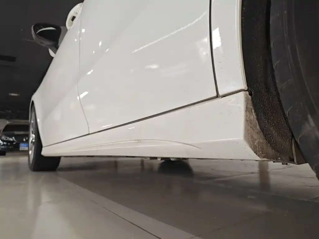 صورة 21 - Mercedes-Benz CLA (Import)