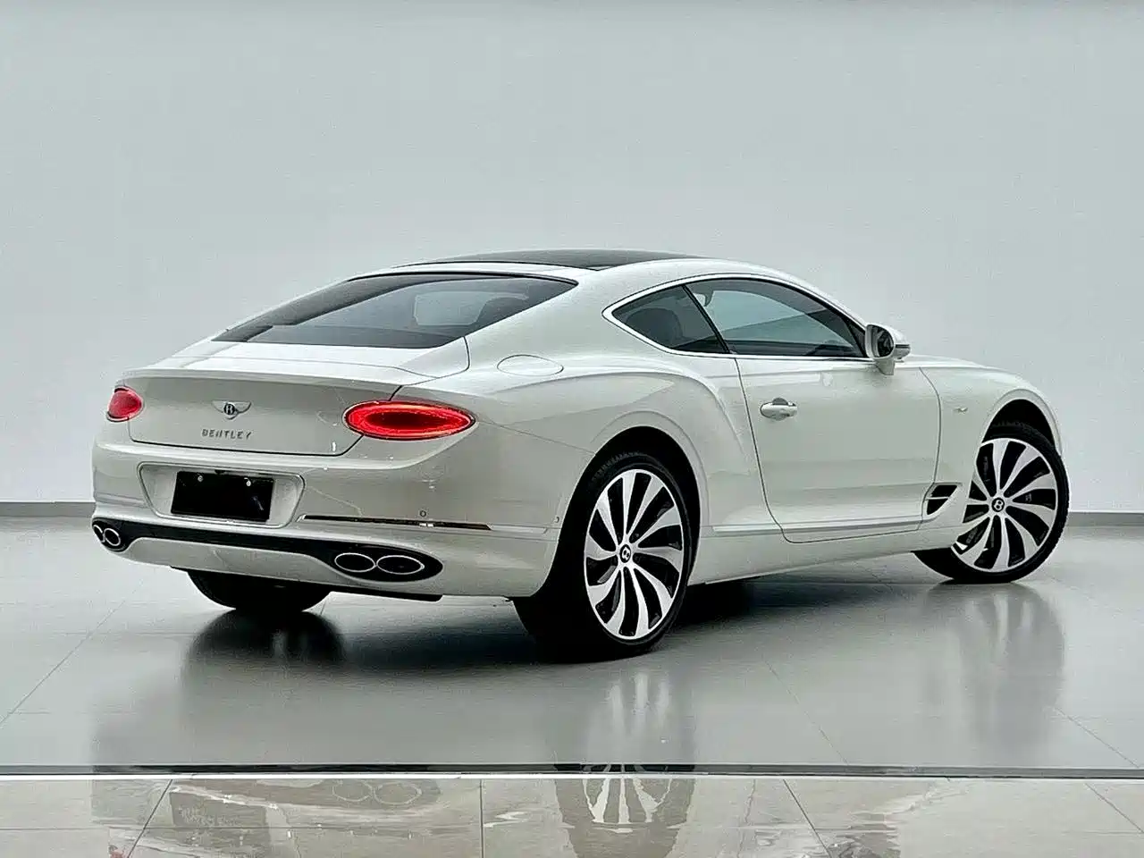 Фото 3 - Bentley Continental