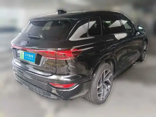 Audi Q6L e-tron 2025 Model Pioneer Edition — фото 2
