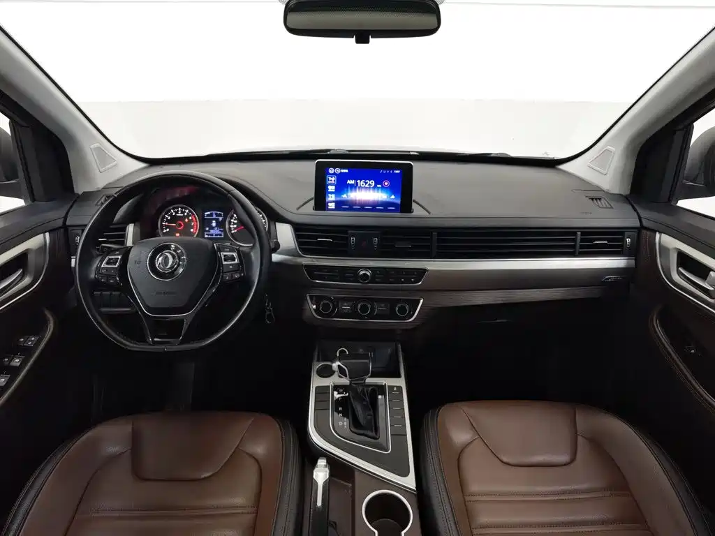 Dongfeng Fengxing Fengxing SX6 2018 2018 1.6L CVT Luxury
