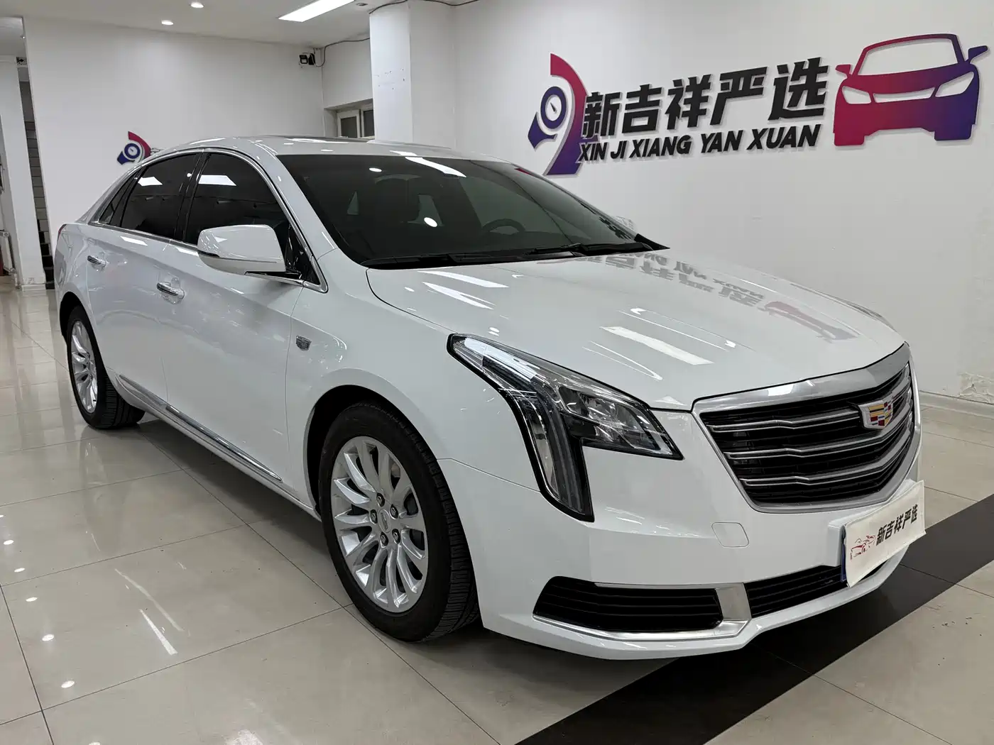 Cadillac XTS 2018 28T Technology