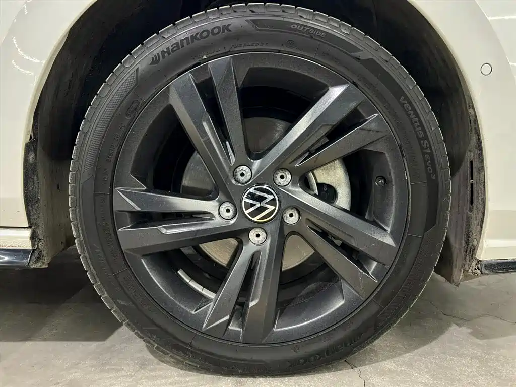 Volkswagen Golf 2023 280TSI DSG R-Line Lite фото 21