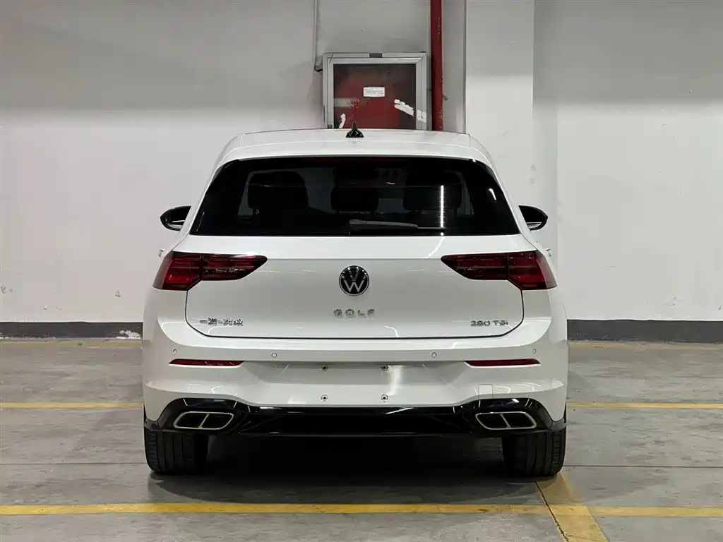 Volkswagen Golf 2023 280TSI DSG R-Line Lite фото 6