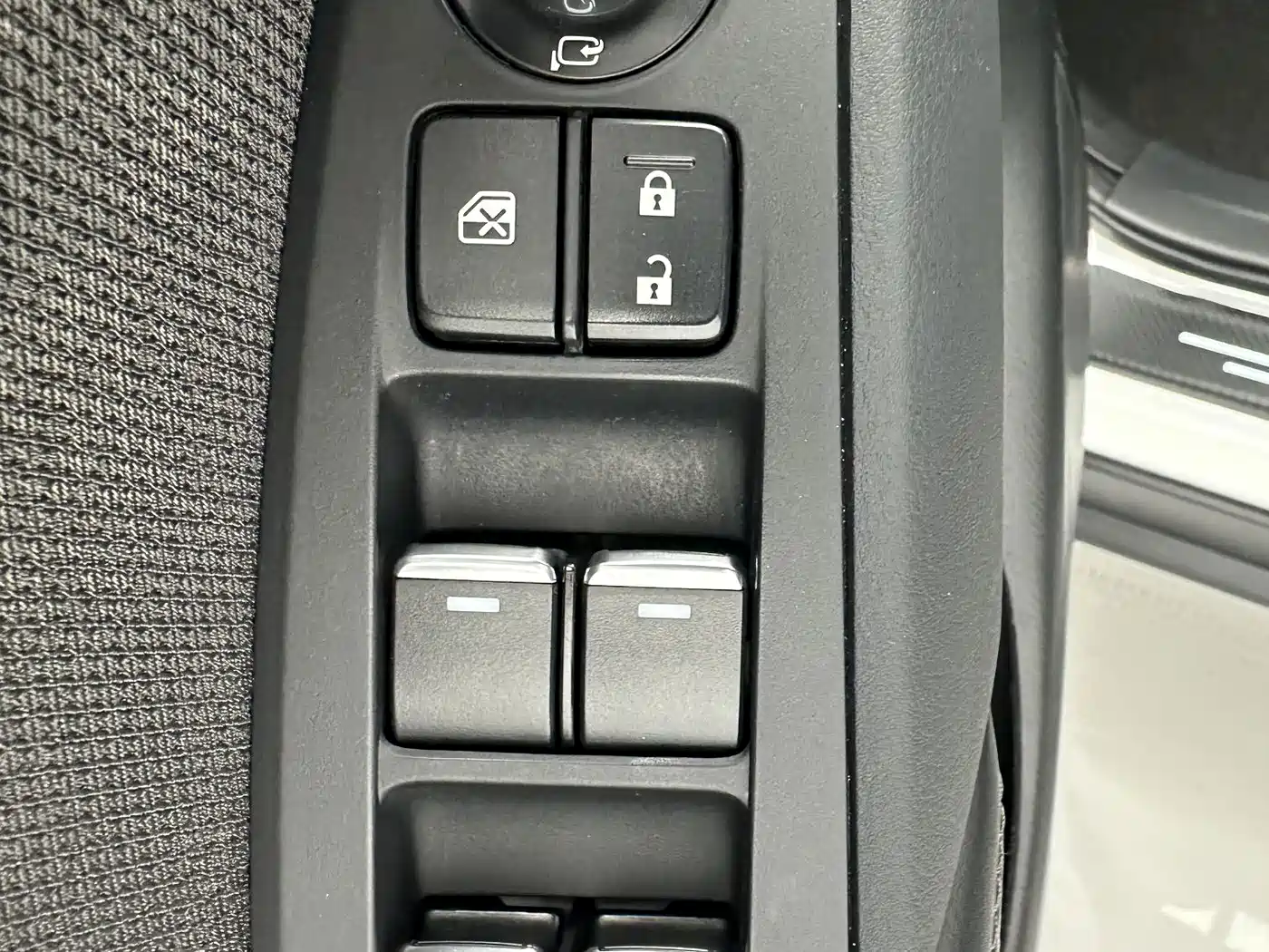 Mazda CX-4 2023 2021 2.0L Auto FWD Skyactiv Vitality Edition