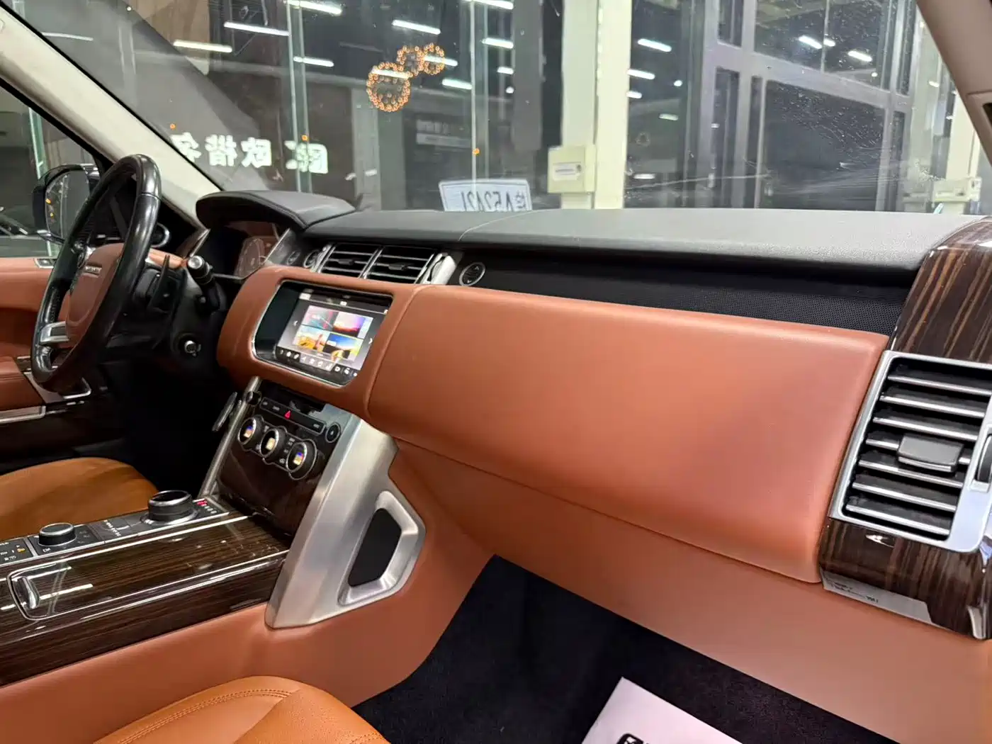 Land Rover Range Rover 2017 3.0 SC V6 Vogue фото 7