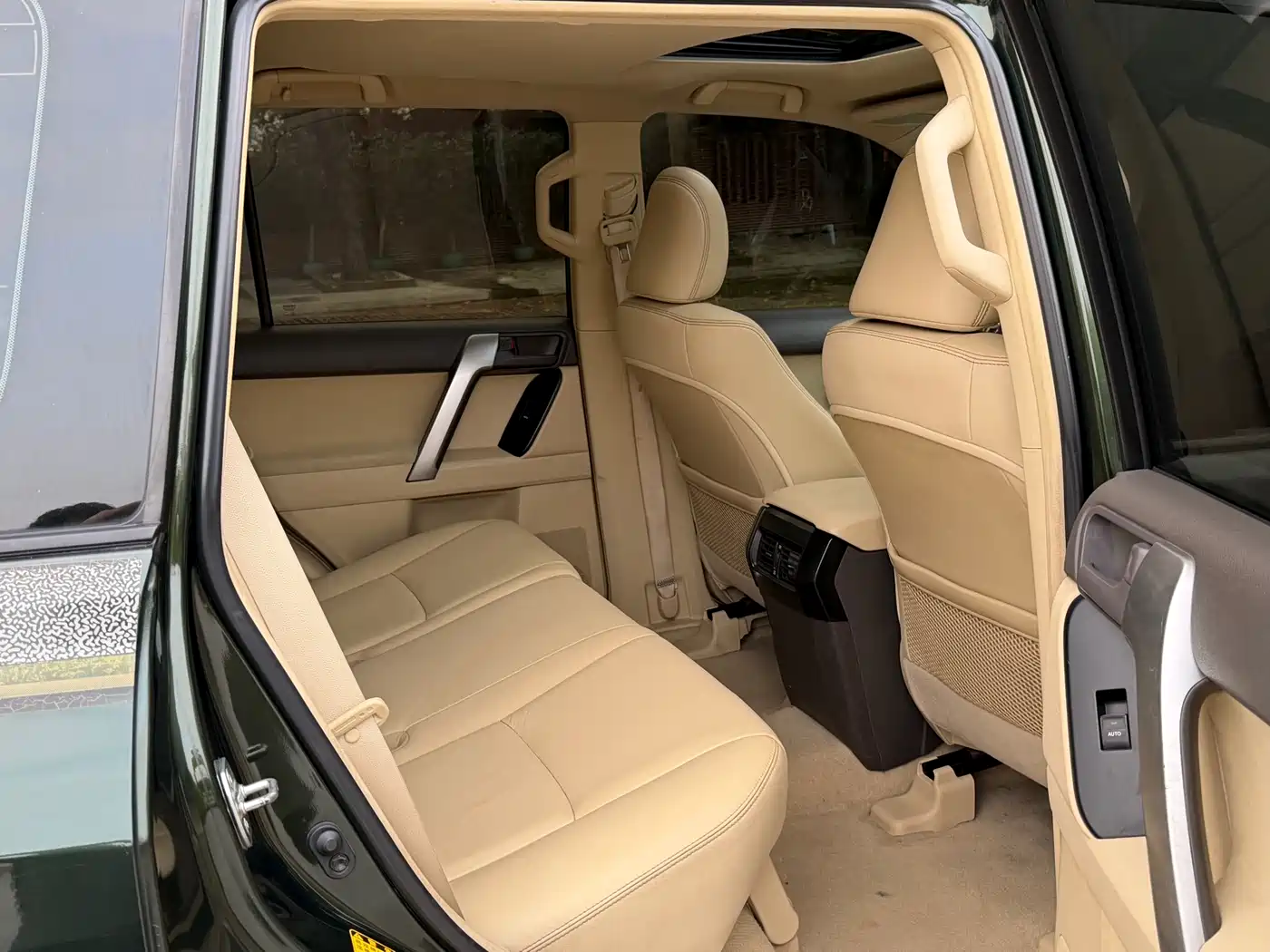 Toyota Prado 2015 2.7L Automatic Standard фото 10