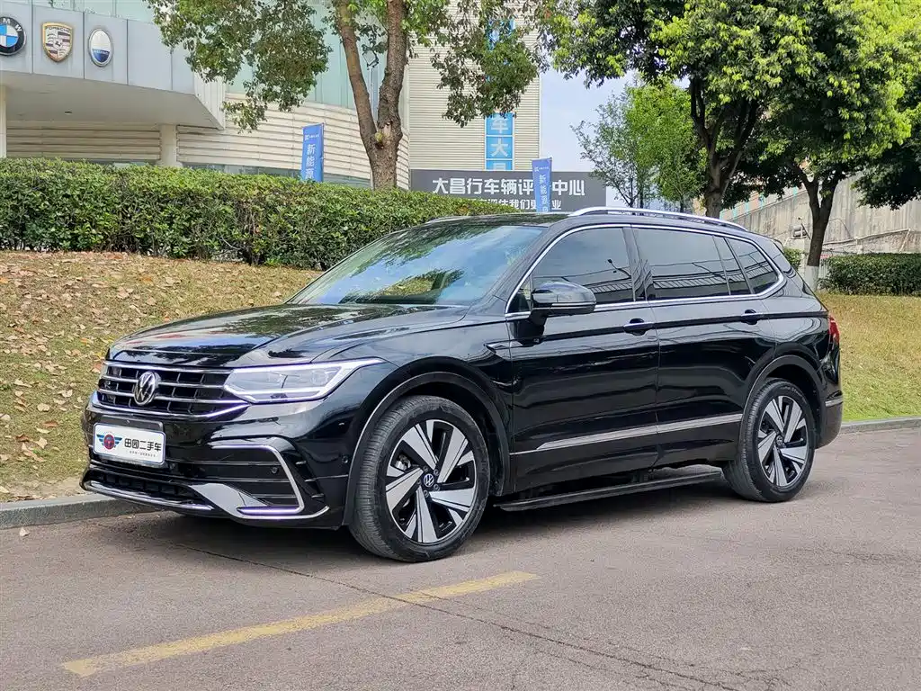 Volkswagen Tiguan L 2023 330TSI Auto 2WD R-Line Premium Edition