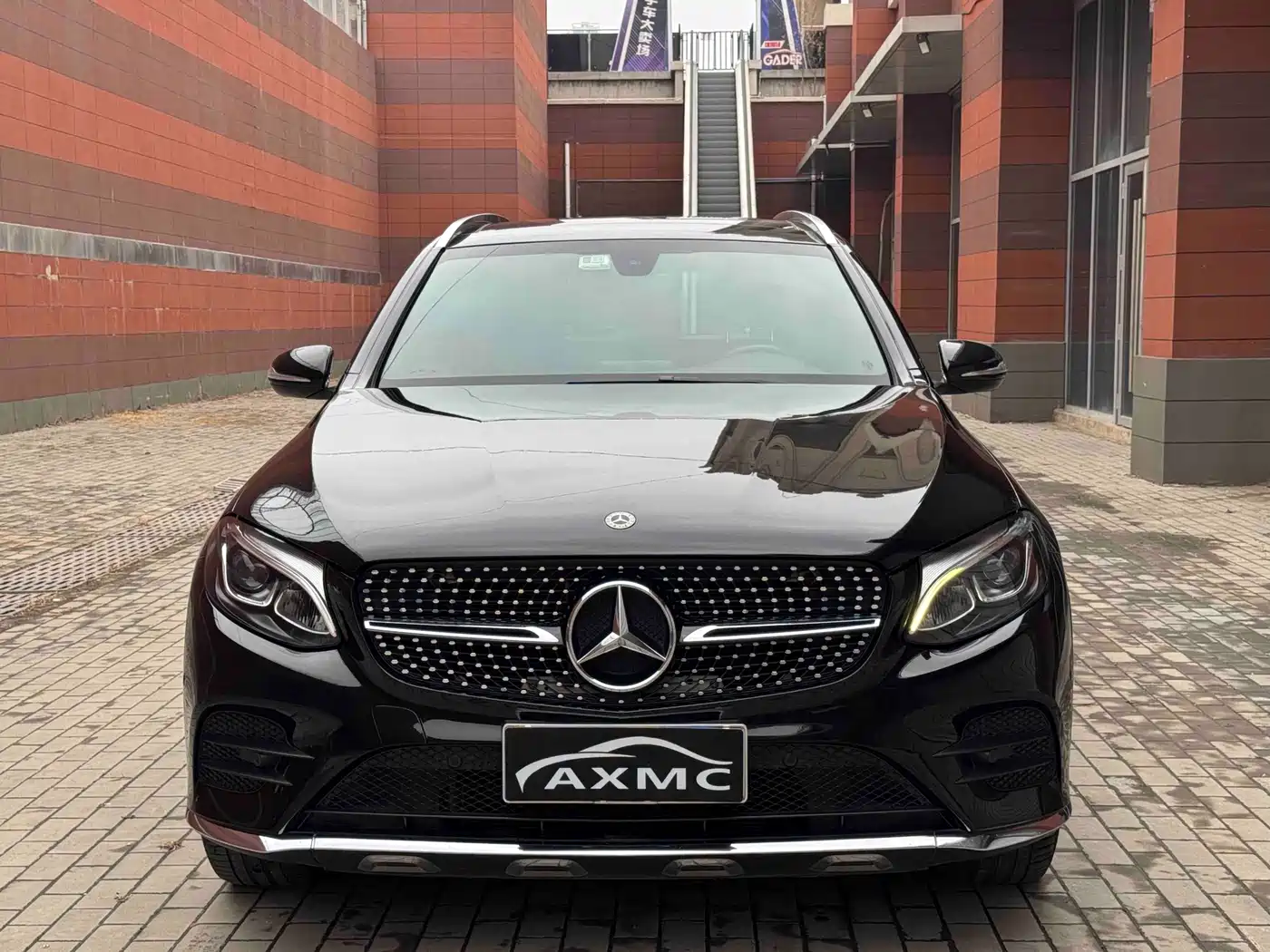Mercedes-Benz GLC 2018 GLC 260 4MATIC Dynamic фото 2