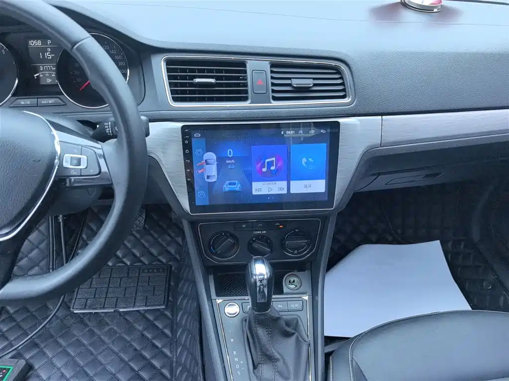 Volkswagen Lavida 2017 1.6L Automatic Comfort Edition фото 13