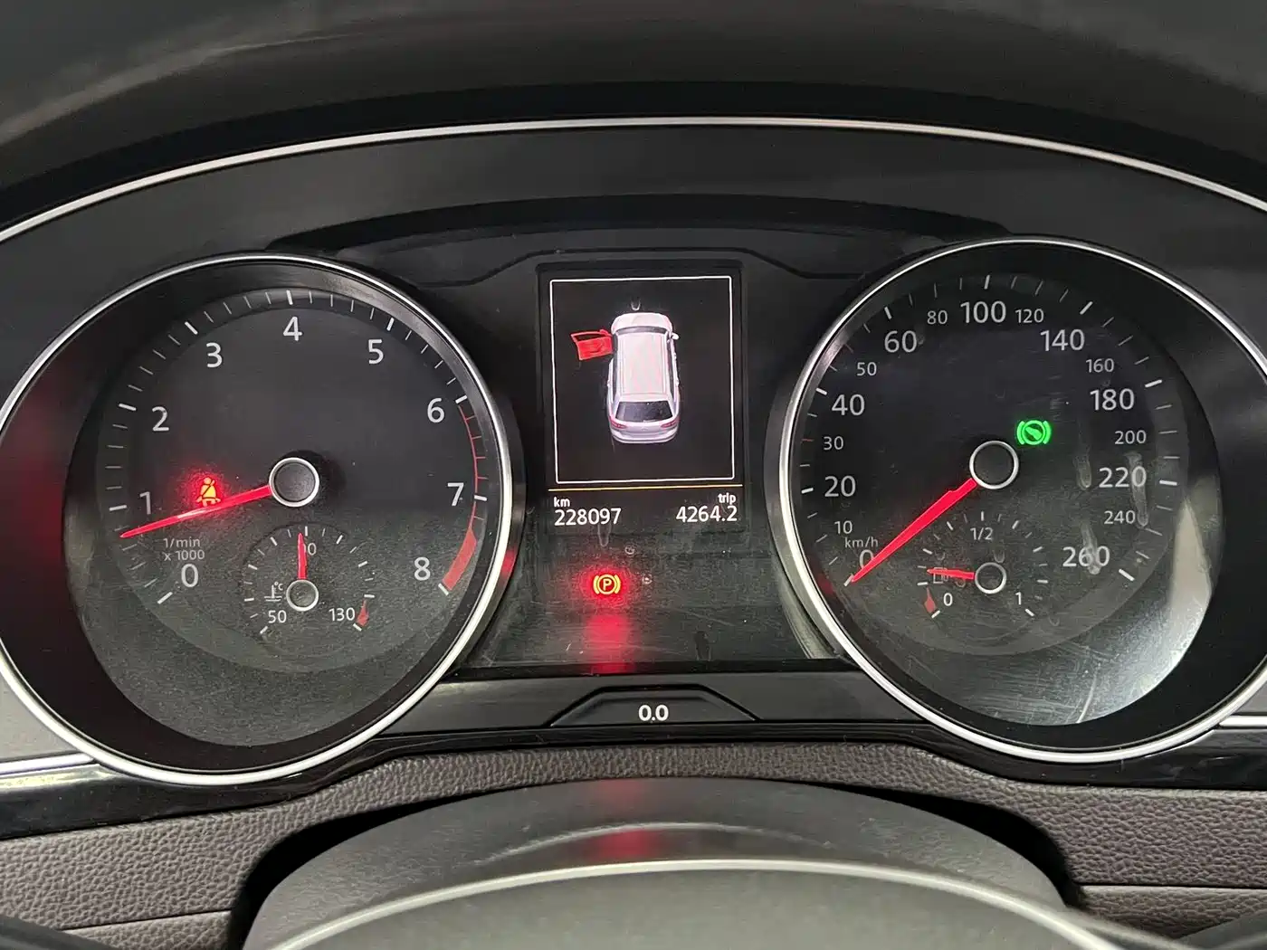 Volkswagen Weilan 2016 380TSI 4WD Explorer Edition фото 11