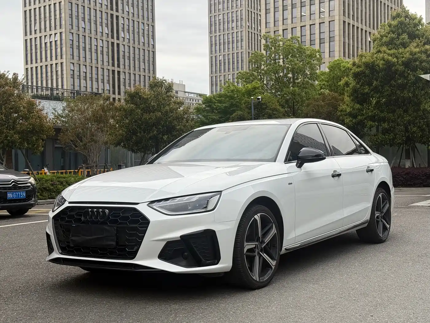 Audi A4L 2024 40 TFSI Luxury Dynamic