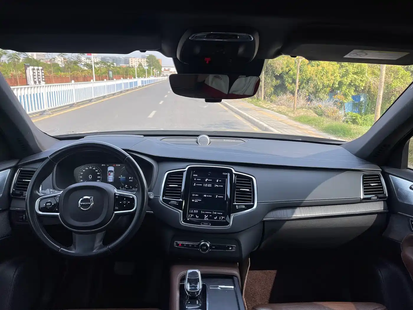 Volvo XC90 Plug-in Hybrid 2022 2022 Facelift E-Drive Hybrid T8 Intelligent Premium Luxury 7-Seater