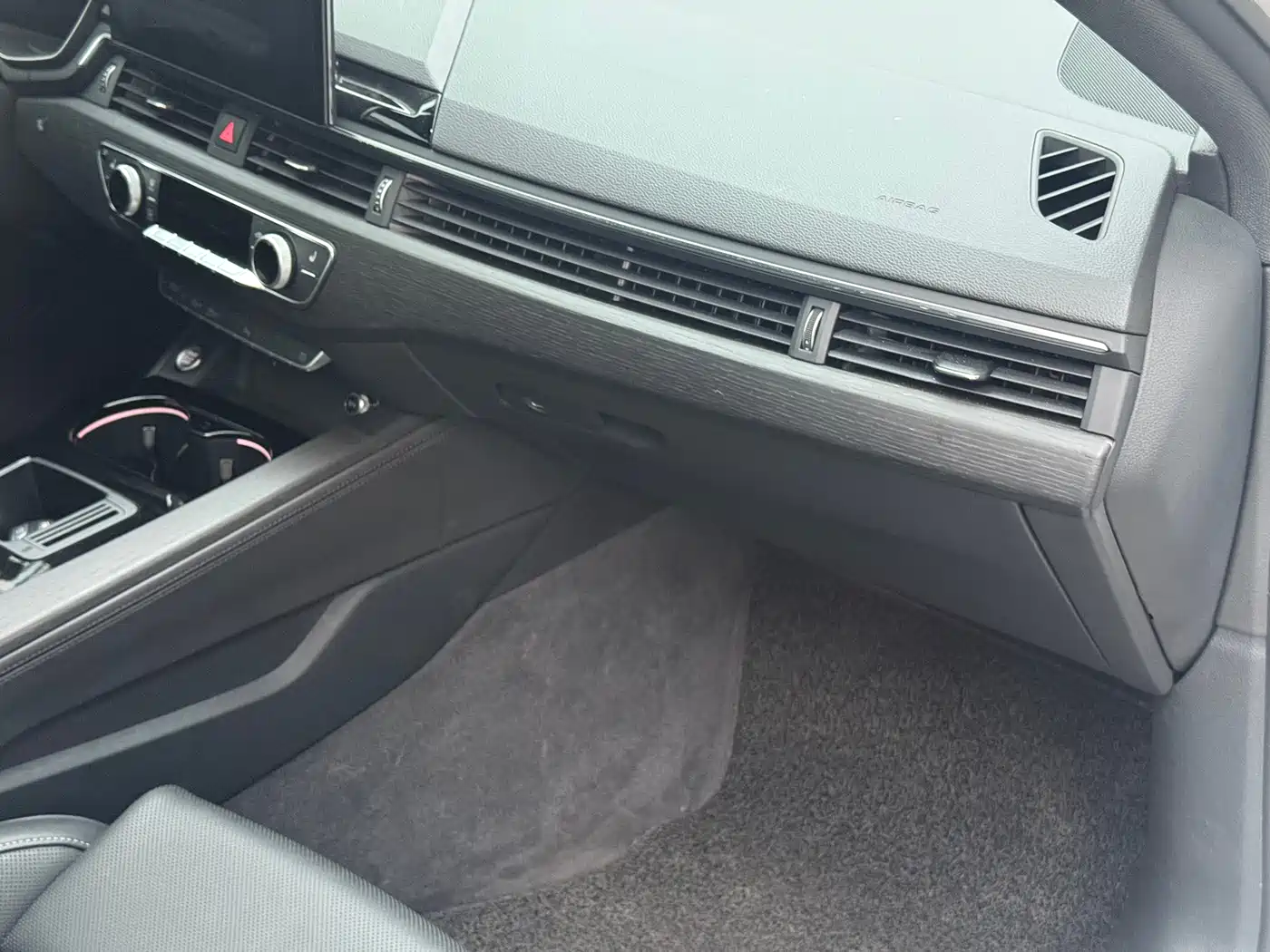Audi A4L 2024 40 TFSI Luxury Dynamic фото 22