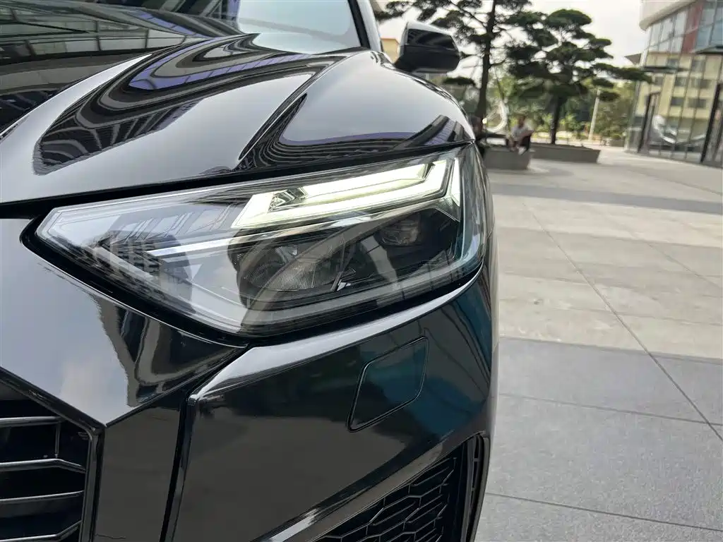 Audi Q5L 2023 40T Luxury Dynamic фото 31
