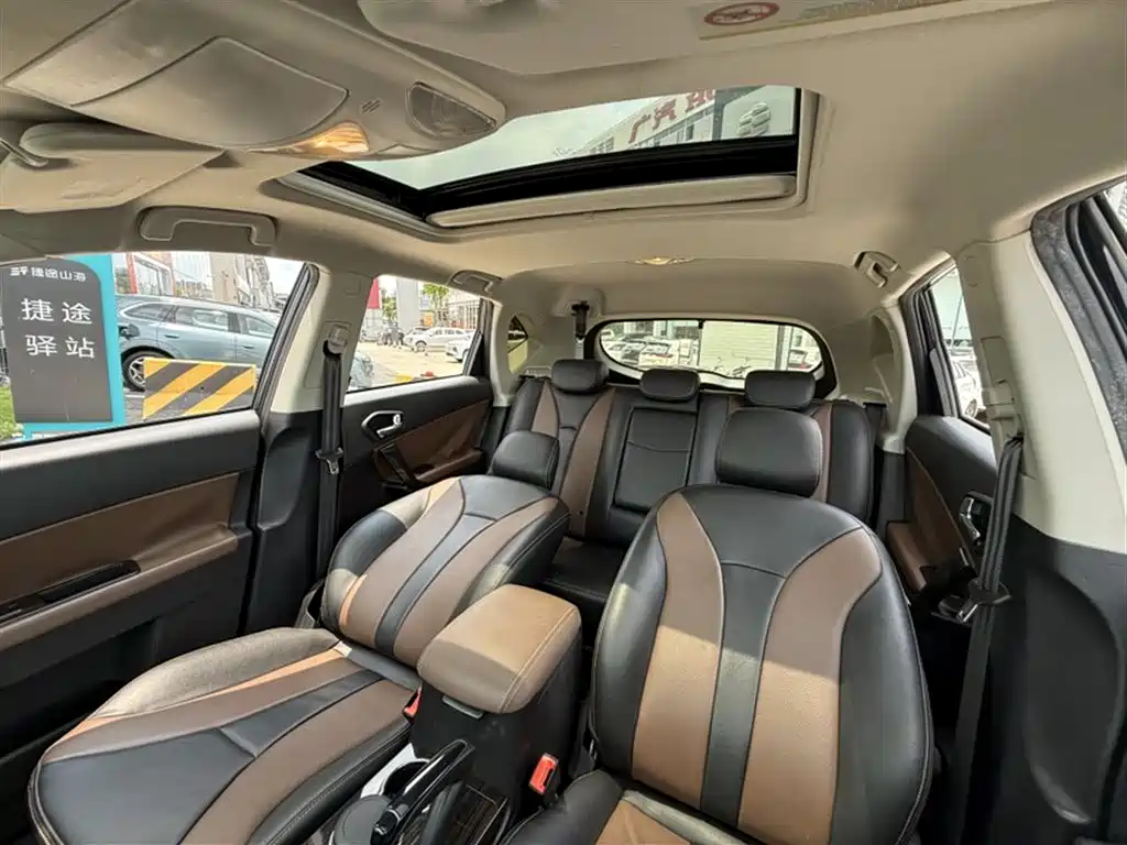 GAC Trumpchi Trumpchi GS5 Super 2015 1.8T Automatic 4WD Elite Edition фото 23