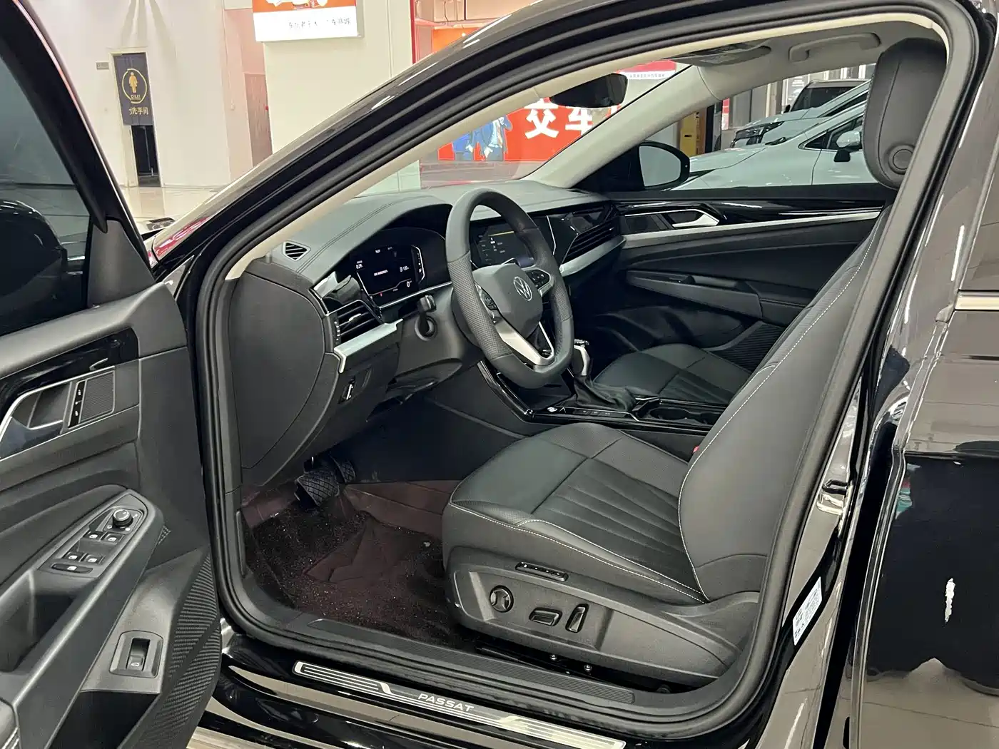 Volkswagen Passat 2026 2026 Outstanding Edition 380TSI Starlight Dragon Glory Version