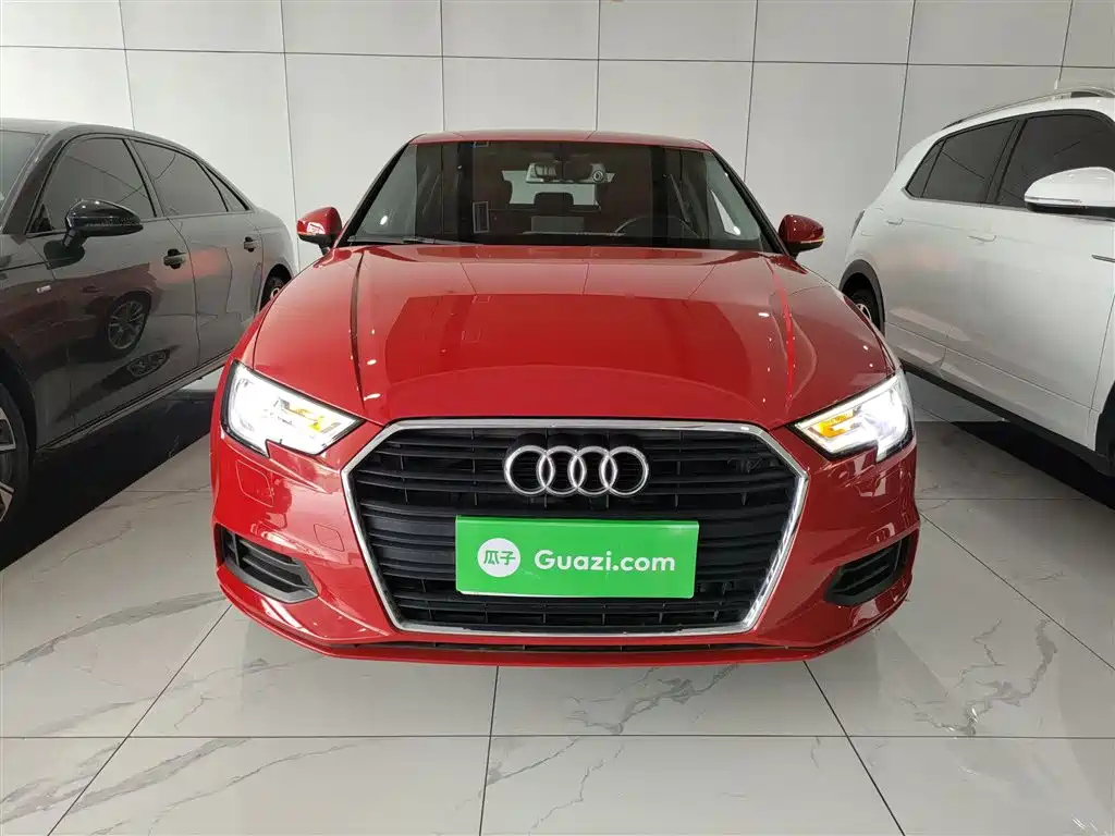 Audi A3 2018 30th Anniversary Limousine 35 TFSI Progressive фото 3