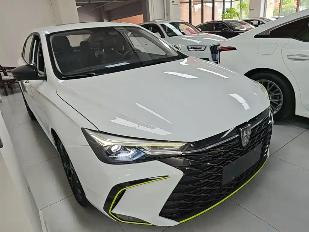 Фото 4 - Roewe i5