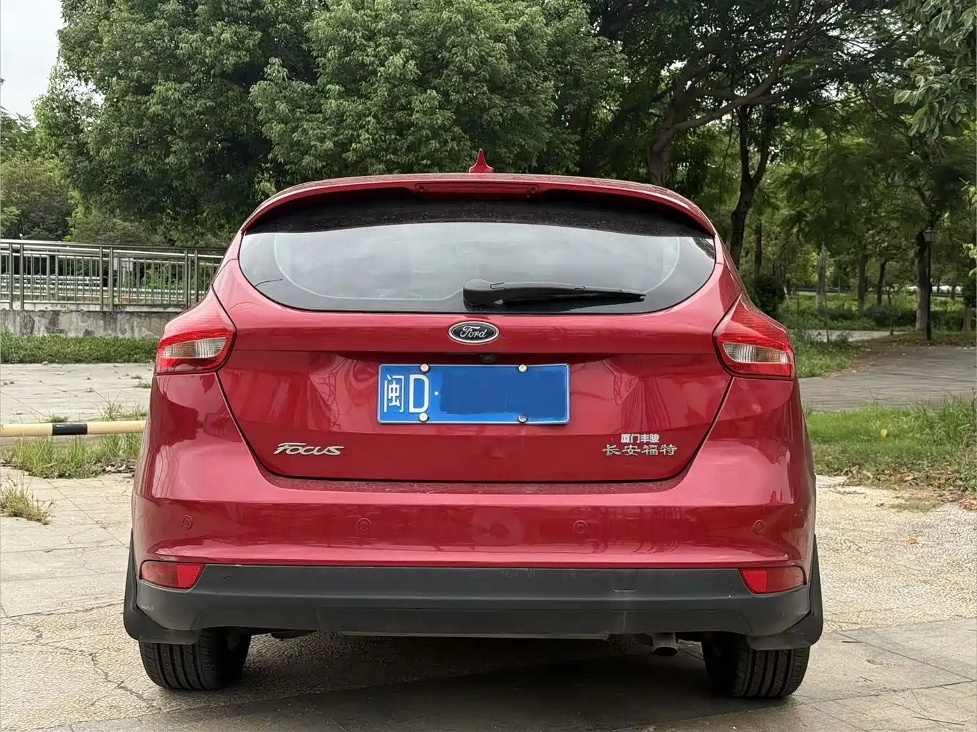 Фото 5 - Ford Focus