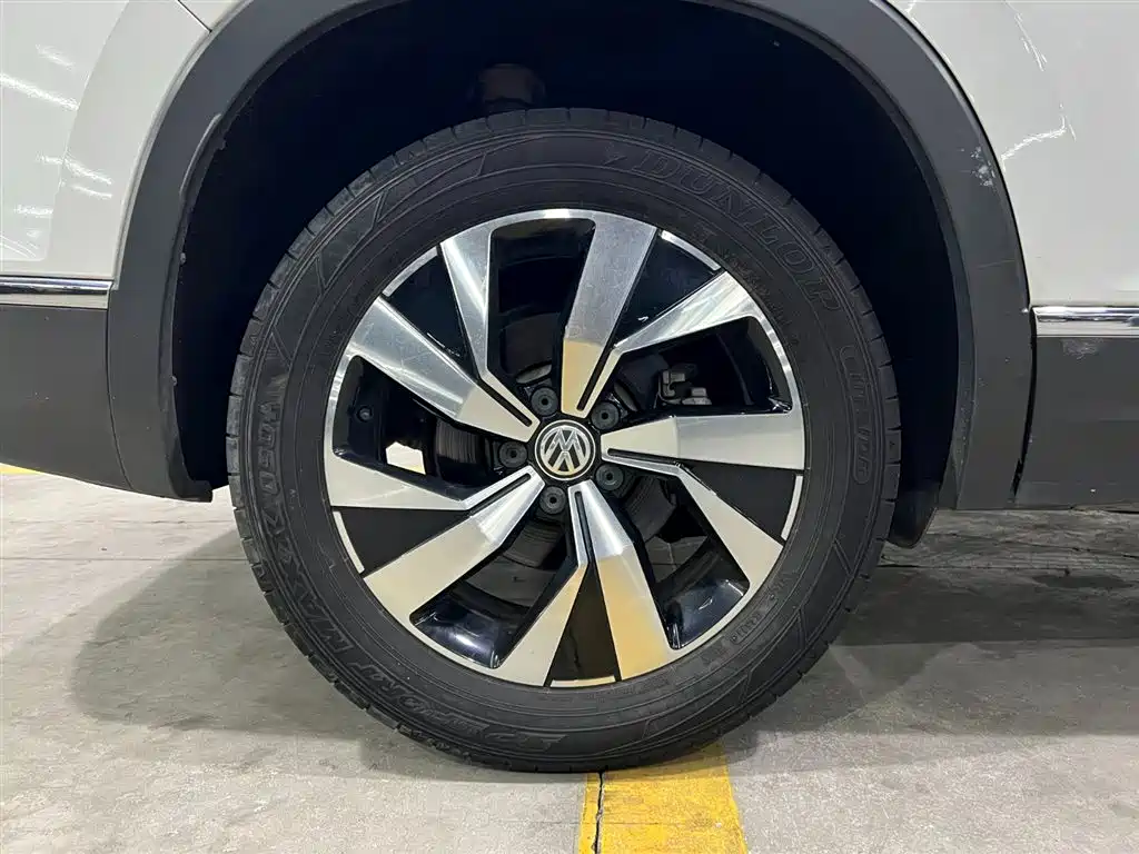 Volkswagen Tayron 2022 280TSI 2WD Luxury Smart Connect Edition фото 21